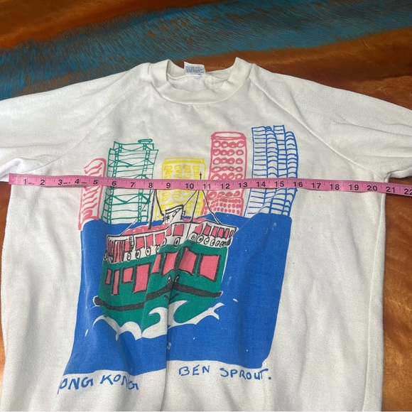 Vintage Ben Sprout Hong Kong CityScape Water Ferry Travel Sweatshirt white blue - Picture 12 of 13
